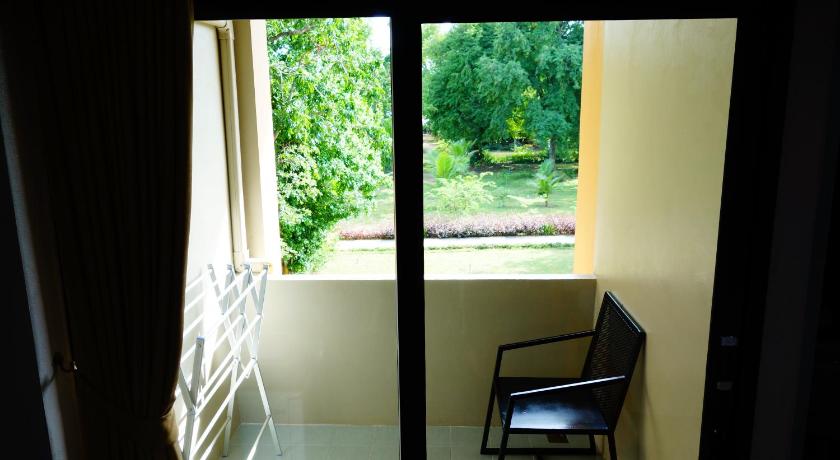 Image of Standard Twin Room 7