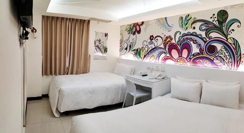 Image of Triple Room with Bath 0