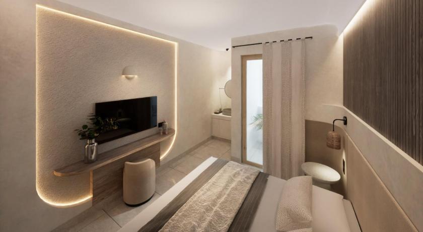 Image of Quadruple Room with Sea View 7
