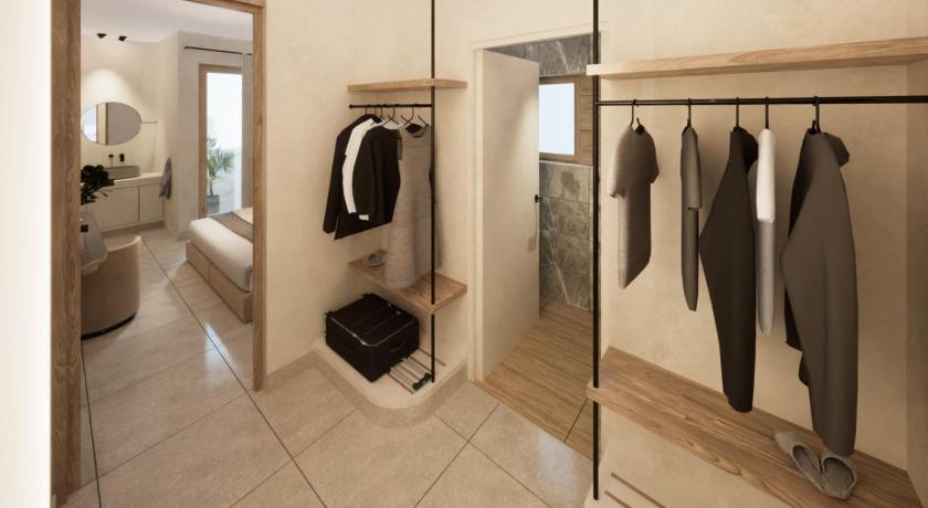 Image of Quadruple Room with Sea View 9