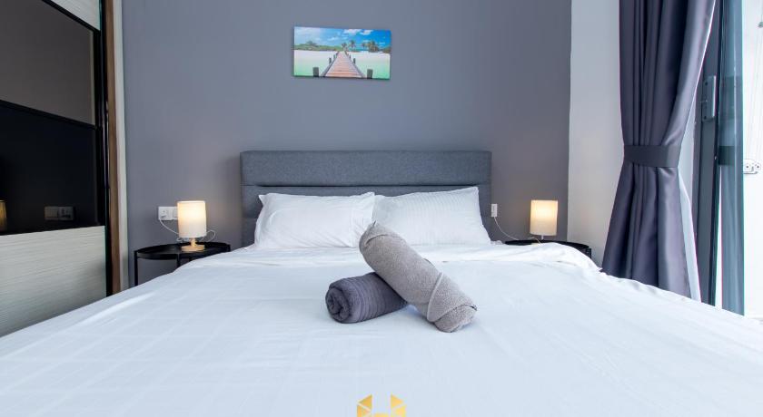 Image of Apartment with Sea View 10