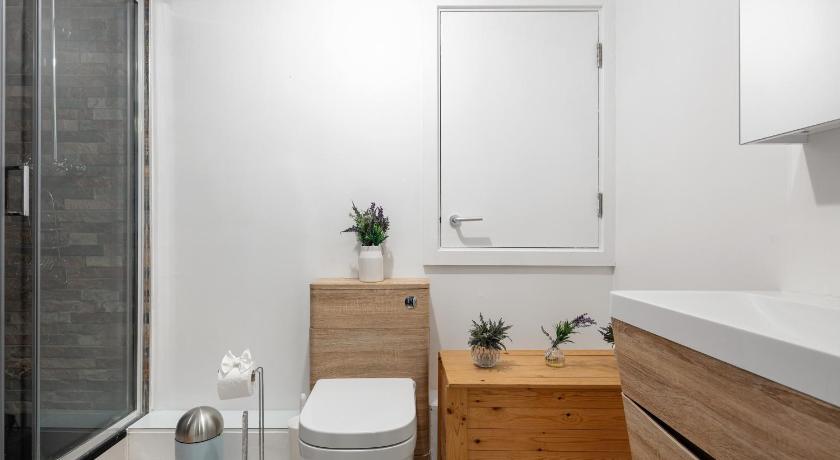 Spitalfields one bedroom apartment photo