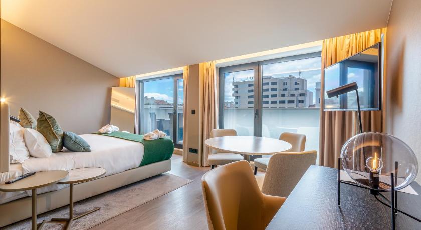 Lisbon OMID Saldanha Hotel 4-Star Hotel suite