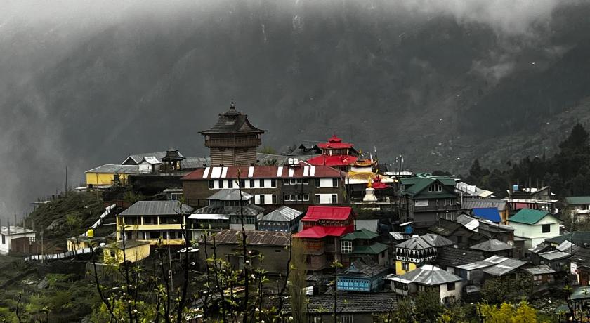 Hotel Kalpa Deshang photo