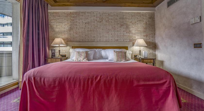Image of Suite 1