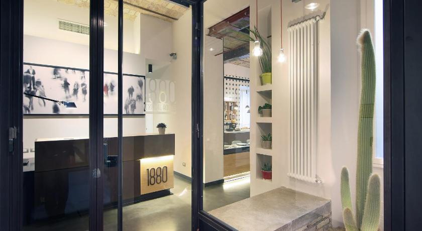 Atypical Rooms — Hotel in Rome
