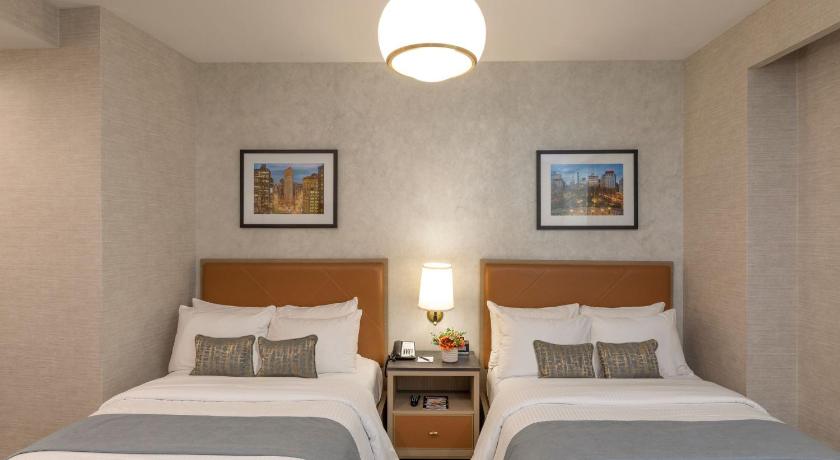 Image of Deluxe Two Full Beds 14