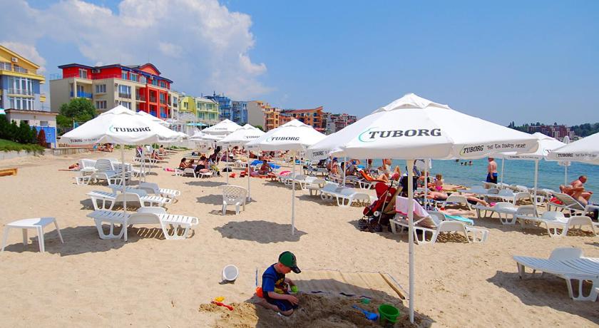 Aurelia Beach Complex photo