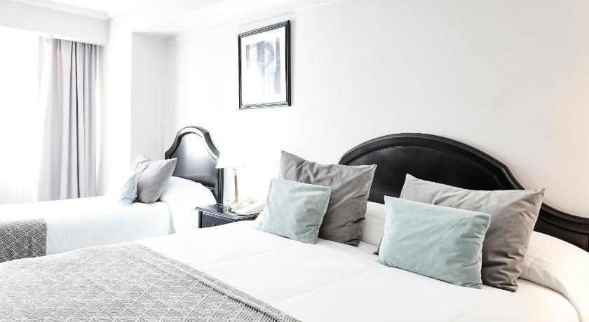 Image of Triple Room 1