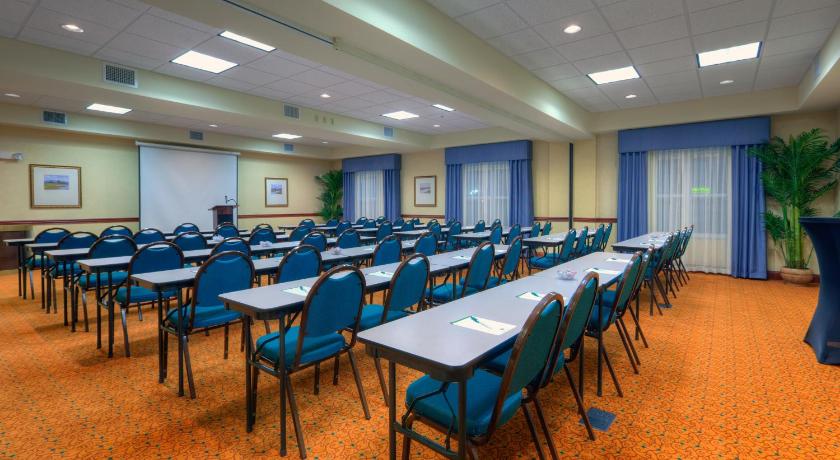 Country Inn & Suites by Radisson, Lexington Park (Patuxent River Naval Air Station), MD