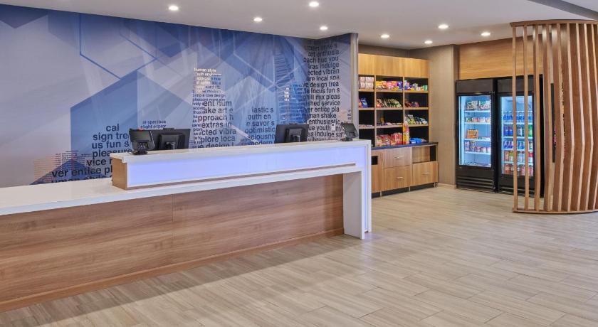 SpringHill Suites by Marriott Detroit Dearborn photo