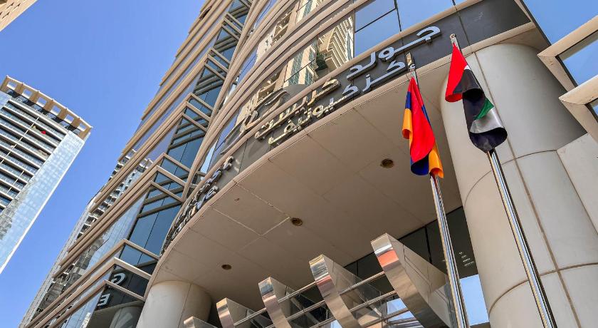 Cosmos Living Luxurious Studio Near Dubai Marina - image 13