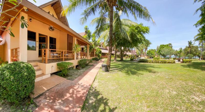 Image of Deluxe Family Bungalow 1