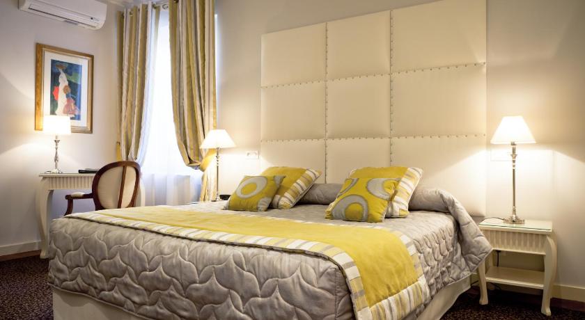 Image of Superior Triple 1