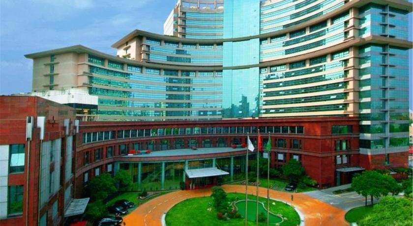 Jin Jiang Pine City Hotel photo