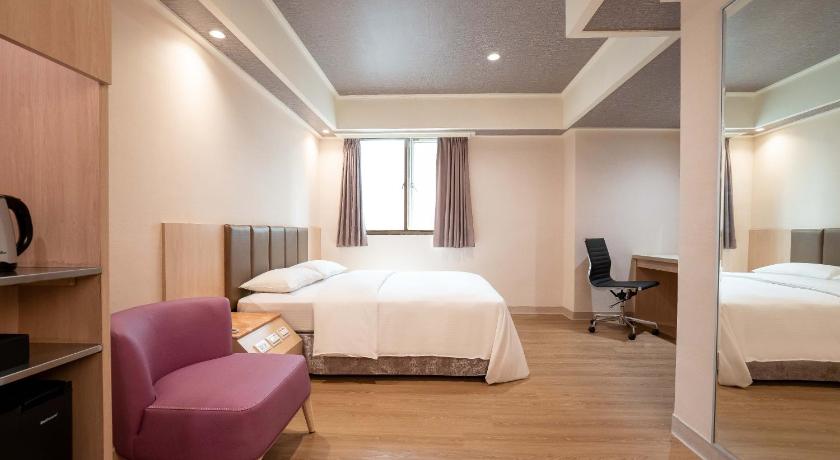 Image of Business Room 8