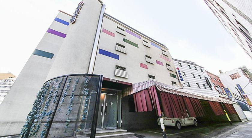 Coups Hotel photo