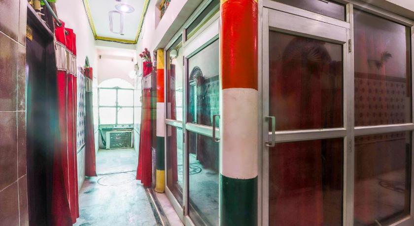 OYO 87253 Om Sai Guest House photo