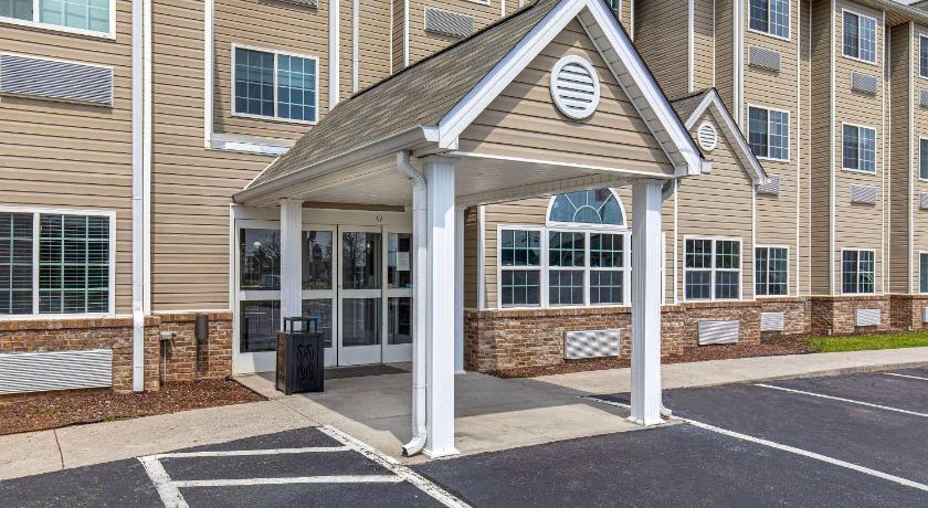 Microtel Inn & Suites by Wyndham Manchester photo
