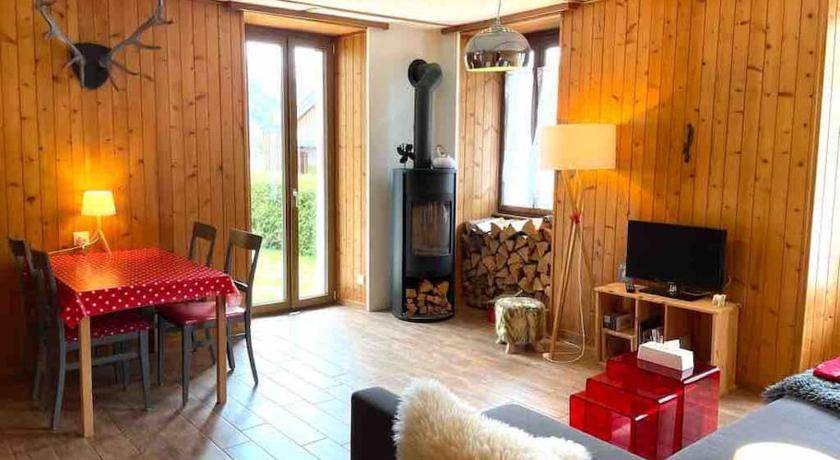 Charmant 2,5 pieces avec jardin a 2 pas du lac