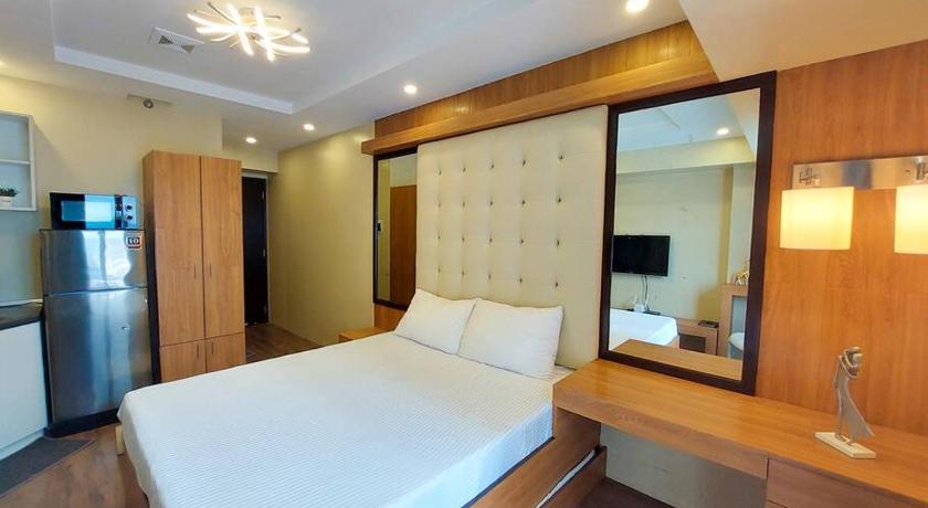 Centrio Tower w/ Netflix + WiFi - image 22