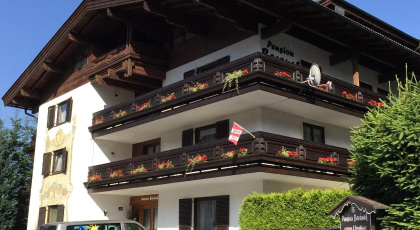 Pension Baranek - Baranek Resorts — Hotel in Kaprun