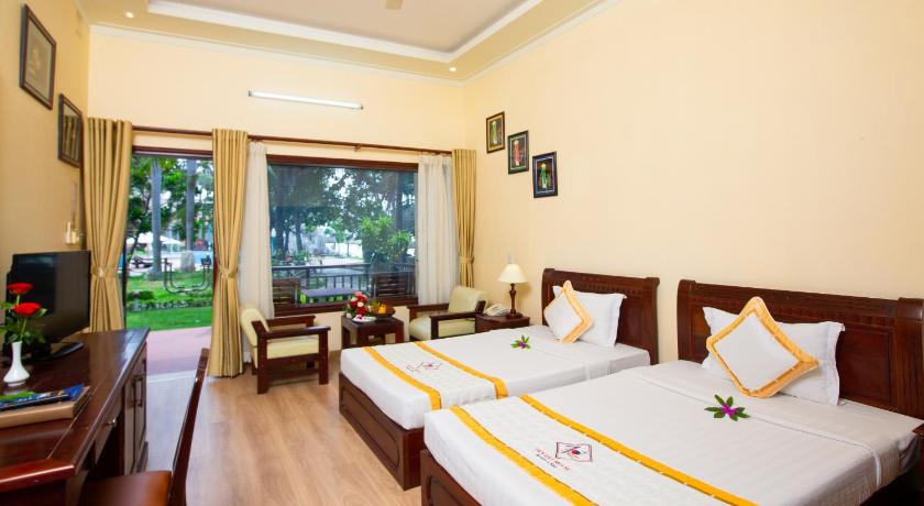 Image of Senior Partial Sea View Room with Balcony 10