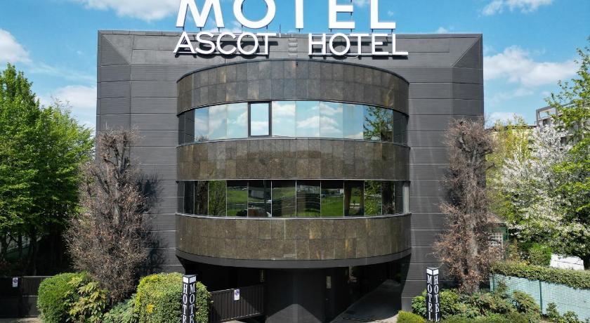 Hotel Motel Ascot photo