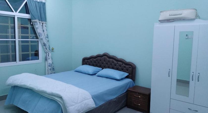 Image of Deluxe Double or Twin Room with Mountain View 3