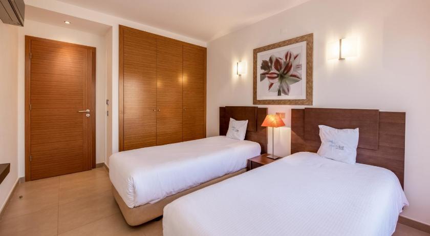 Apartman 3 hálószobával (Three-Bedroom Apartment) fotója 1