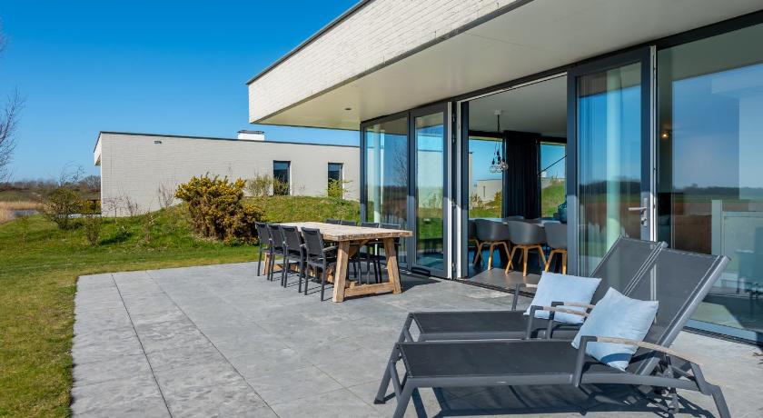 Image of Deluxe Villa 9