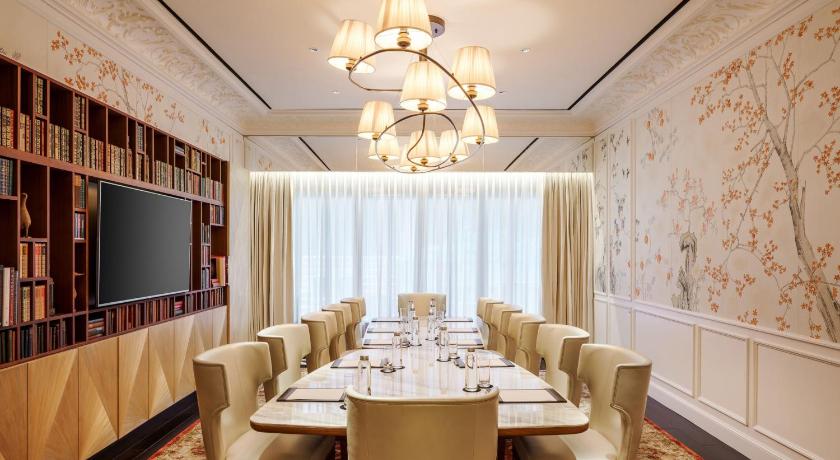 Maxwell Reserve Singapore Autograph Collection - image 11