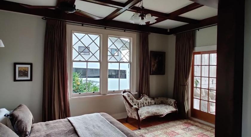 Delightful on Devonport — Hotel in Tauranga