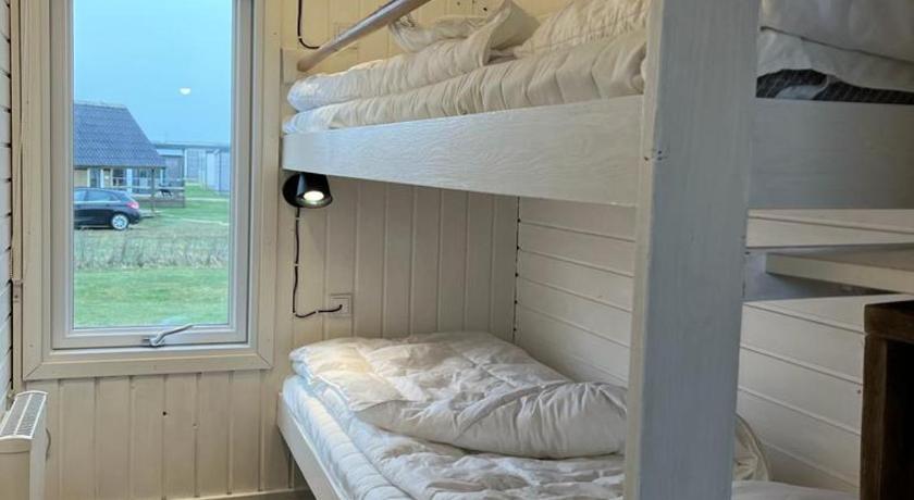 Image of Cottage with Shared Bathroom 2