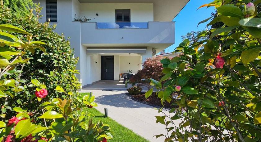 Villa Camelia32 Milano&Como