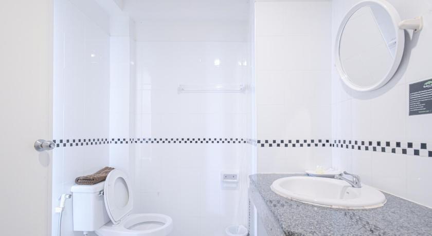 Image of Deluxe Double or Twin Room 2