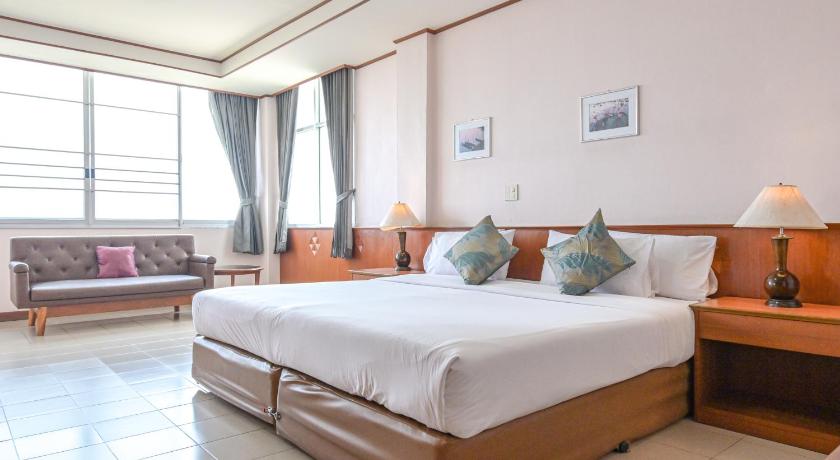 Image of Deluxe Double or Twin Room 0