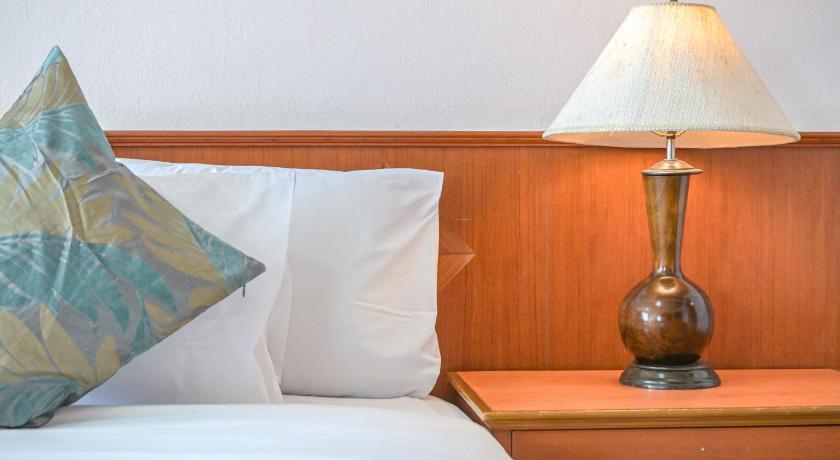 Image of Deluxe Double or Twin Room 10