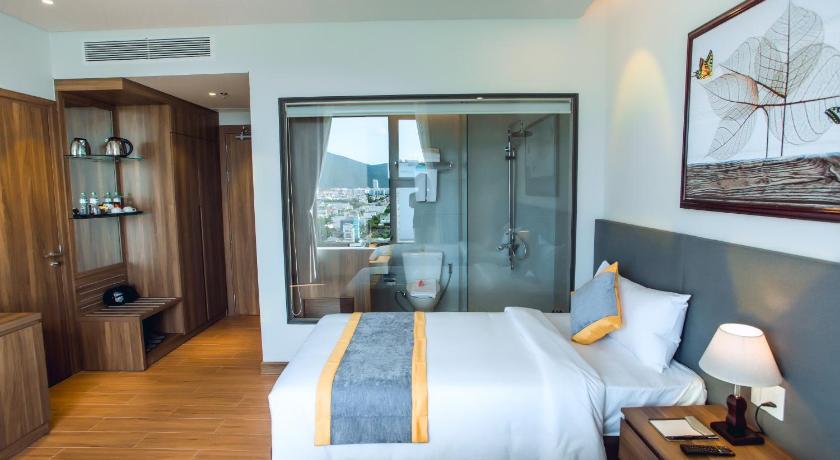 Ảnh của Phòng hướng sông (River View Room) 4