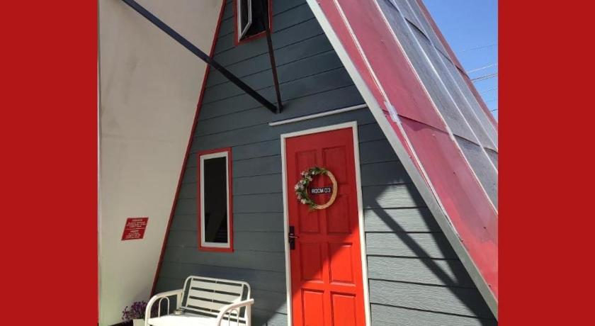 Red Triangle Cottage Roomstay — Hotel in Kertih