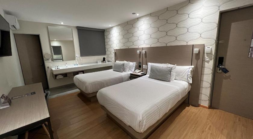 Image of Standard Double Room 3