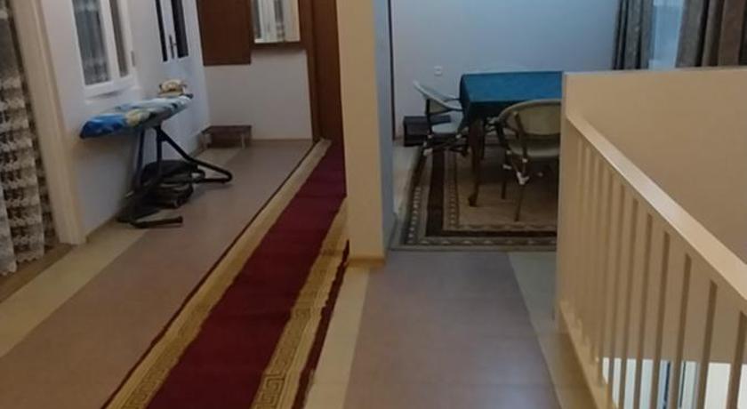 hostel gomani photo