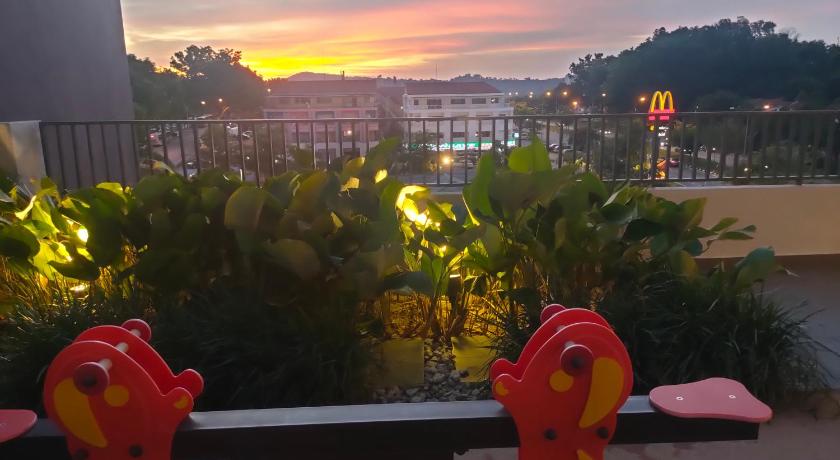 MyHome 2B at Seri Kembangan With A View - image 2
