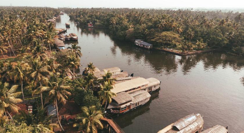 Kera Houseboats Alleppey photo