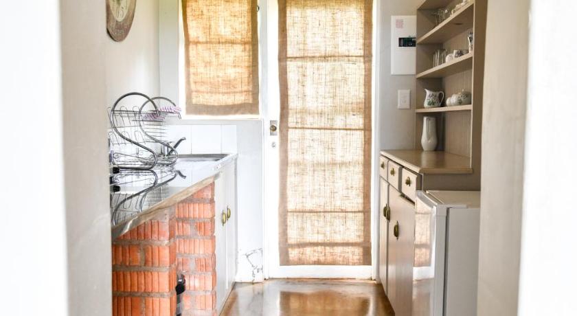 Image of Family Studio with Kitchenette 7
