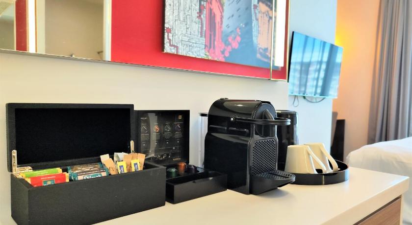 Image of Superior Room with King Size bed 7