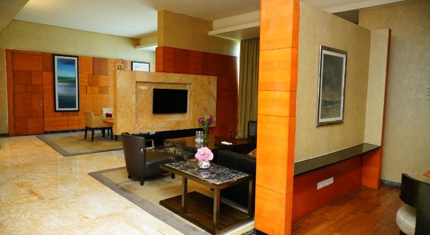 Image of Suite 3