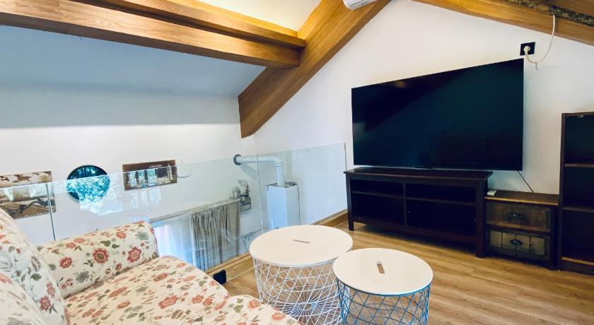 Image of Two-Bedroom Suite 9