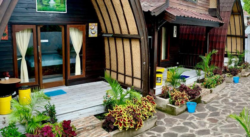 Gili Davidoff Bungalow
