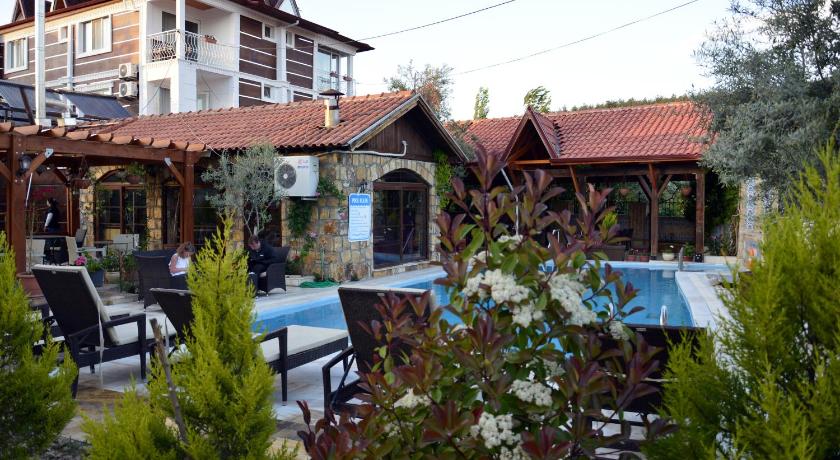 Melrose House Hotel - image 2